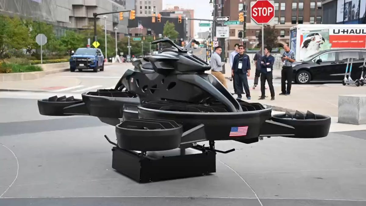 XTURISMO hoverbike takes flight: 'What we've all dreamed of'
