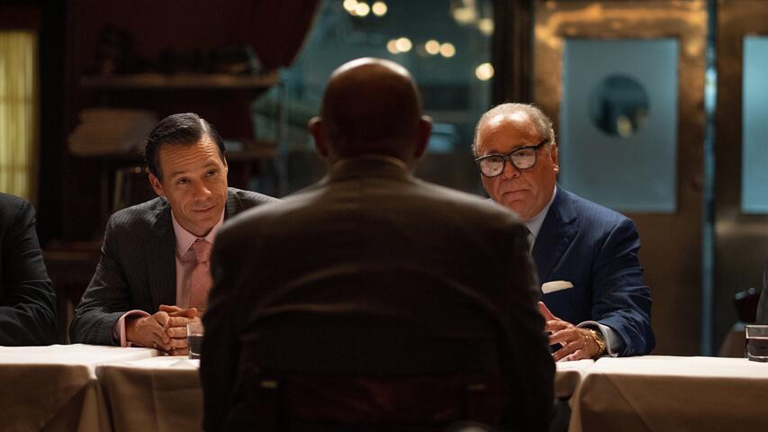 Godfather of Harlem 3x02 "Alzado" - Trakt