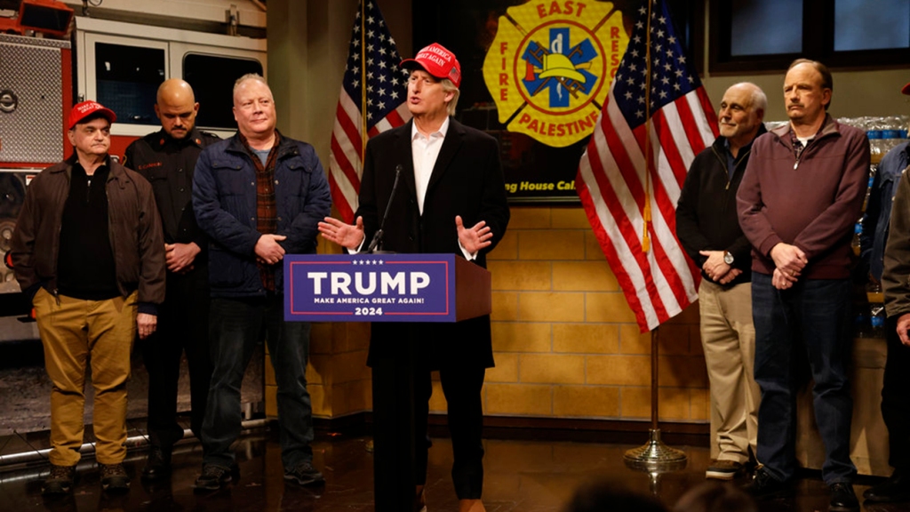 SNL Cold Open Spoofs Donald Trump’s Visit to East Palestine, Trump Ice – The Hollywood Reporter