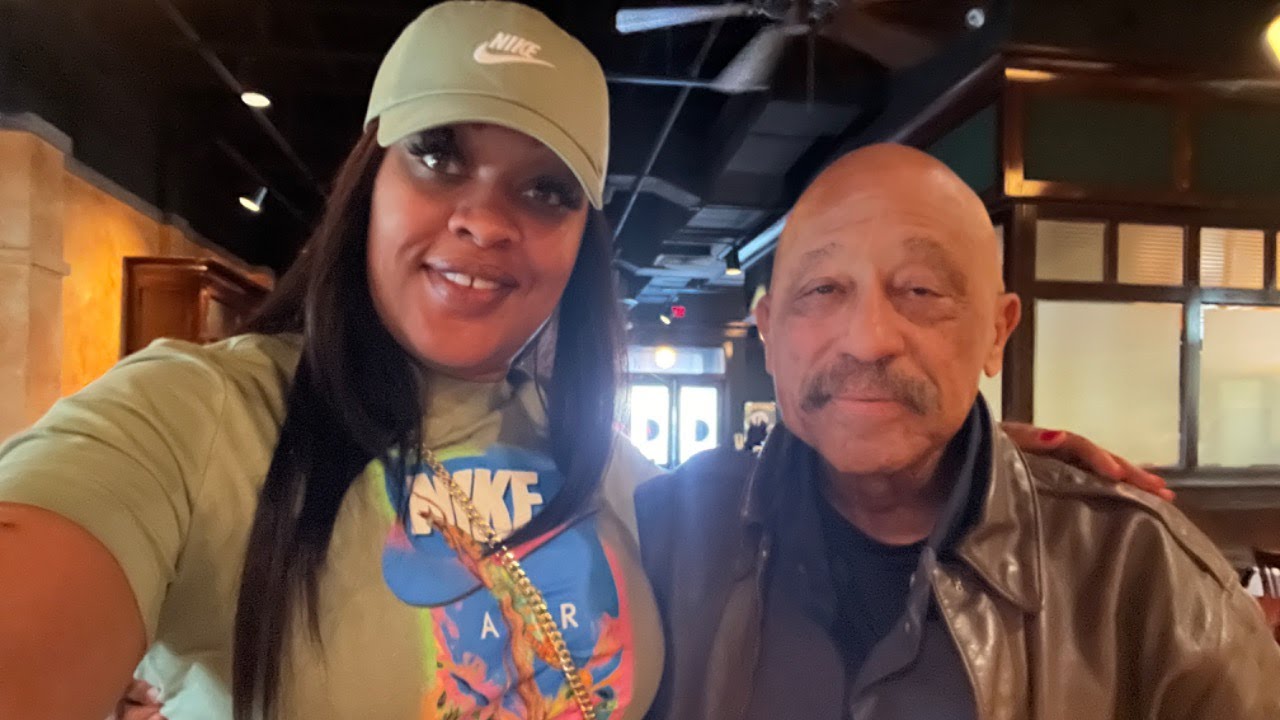 Judge Joe Brown breaks down TRUMP indictment - YouTube