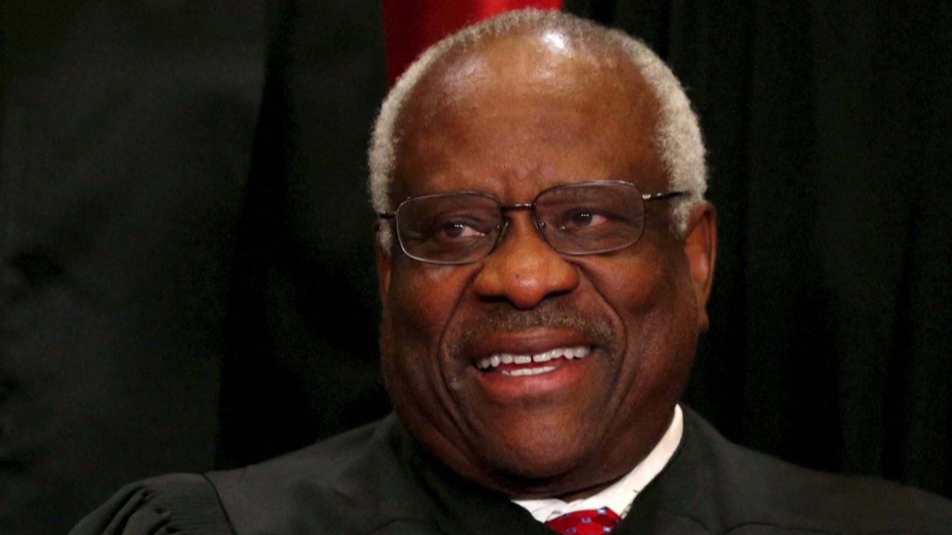 Clarence Thomas Defends Luxury Gifts from Harlan Crow, GOP Megadonor and Nazi Memorabilia Collector | Democracy Now!