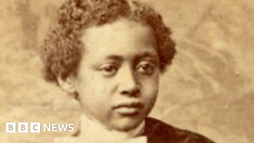 Ethiopia's Prince Alemayehu: Buckingham Palace rejects calls to return royal's body - BBC News