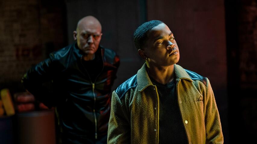 Power Book II: Ghost 3x10 "Divided We Stand" - Trakt