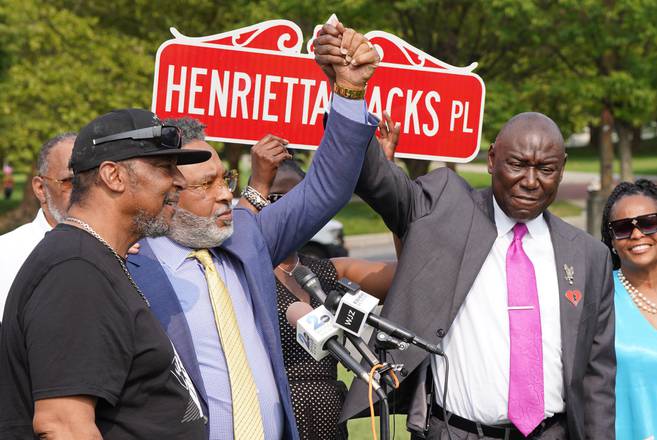 Henrietta Lacks’ family celebrates settlement over stolen HeLa cells - The Baltimore Banner