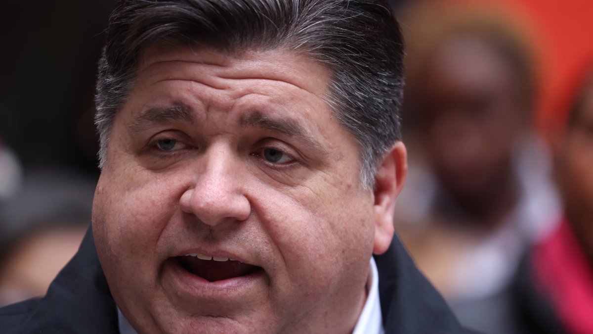 Illinois law will allow non-citizens to become police officers – NBC Chicago