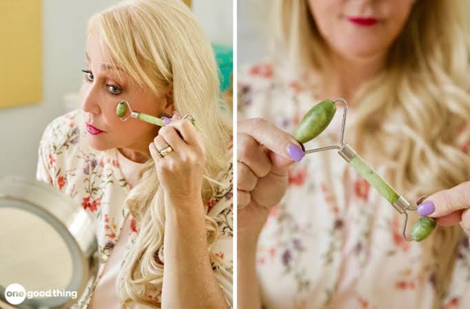 What is jade roller How to use it, What Does it do? - Care Beauty