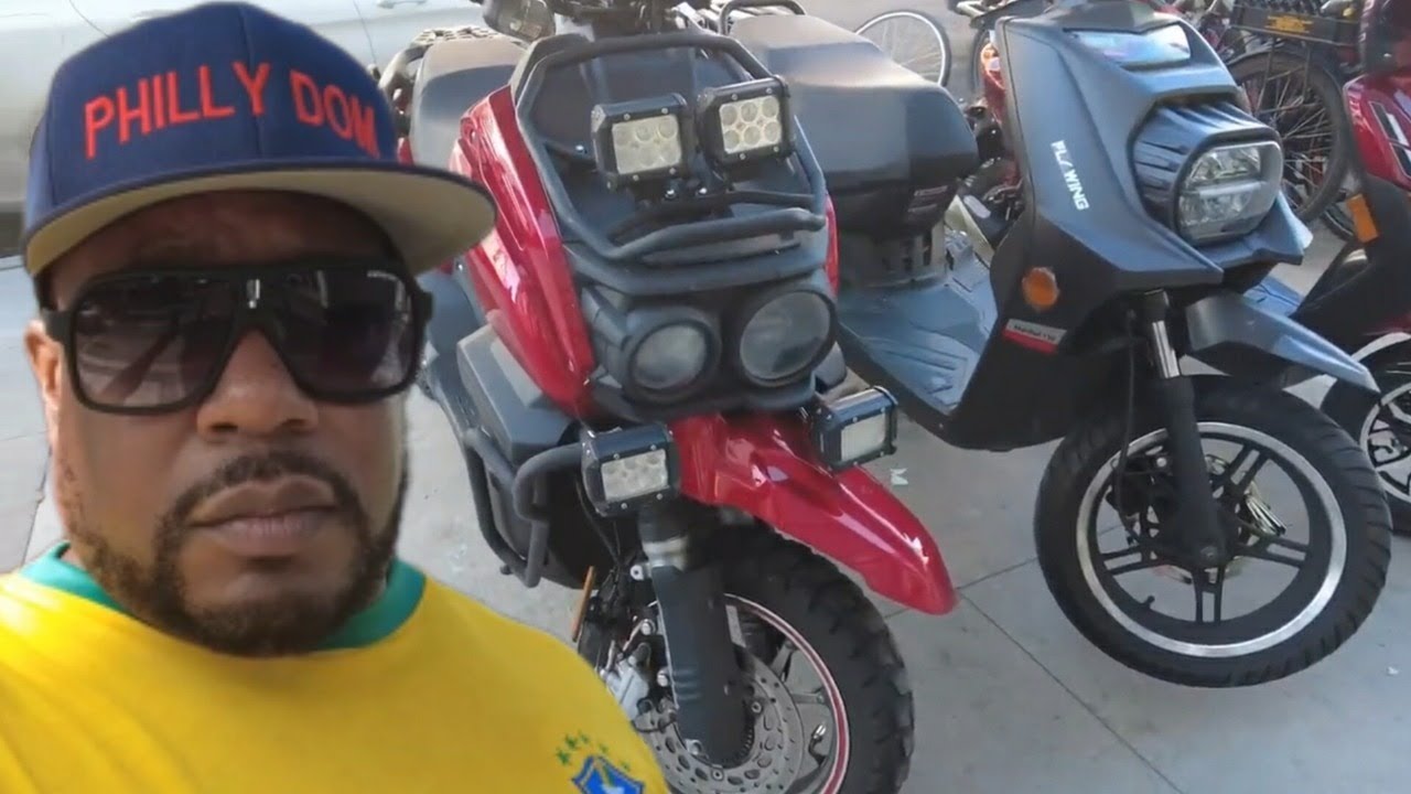 How are these migrants affording these scooters in New York City? - YouTube