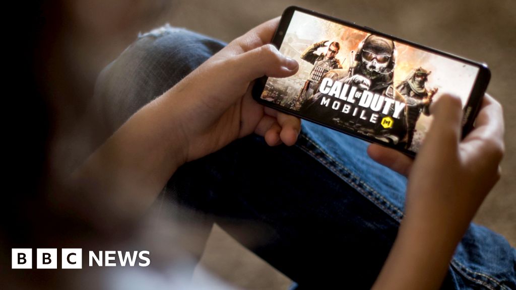 Microsoft completes $69bn takeover of Call of Duty-maker Activision Blizzard - BBC News