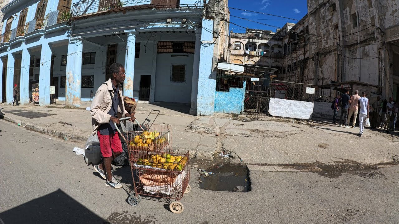 ?Así se VIVE LA NAVIDAD en CUBA - YouTube