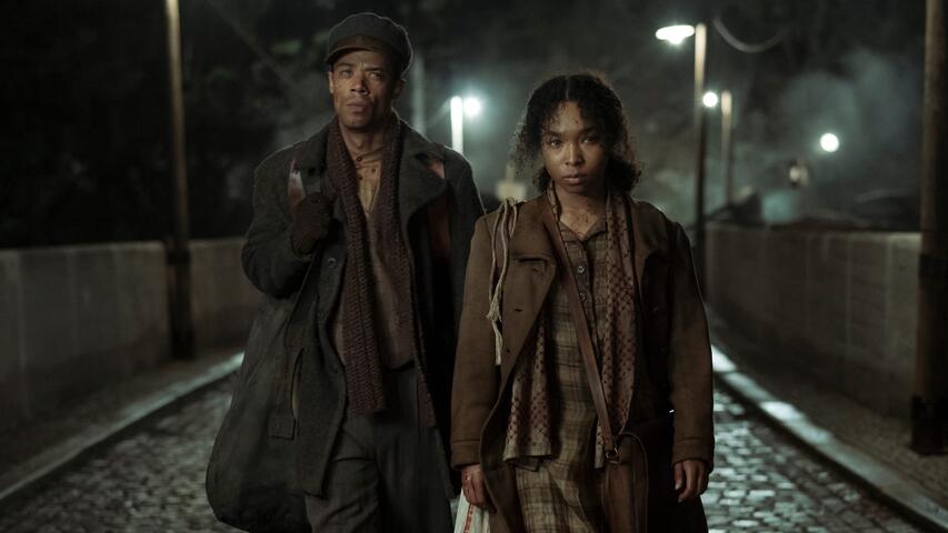 Interview with the Vampire 2x01 What can the damned really say to the damned - Trakt