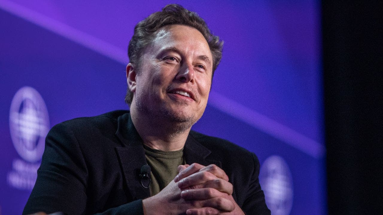 Elon Musk expects AI will replace all human jobs, lead to 'universal high income' | Fox Business