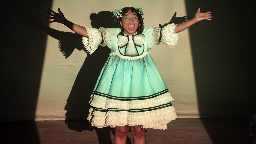 Interview with the Vampire 2x04 I want you more than anything in the world - Trakt