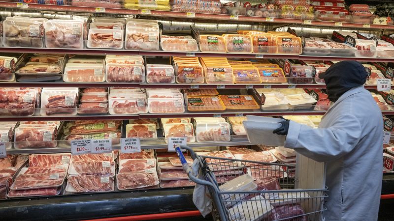 The strange economics of pig meat: Ham prices are down, but bacon’s up | CNN Business