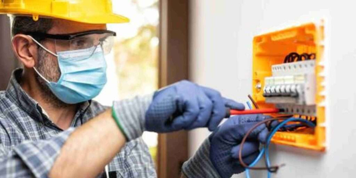 Wiring Safety: Electrician Rubber Gloves Market to Reach $3.9 Billion by 2032, Growing at 3.48% CAGR