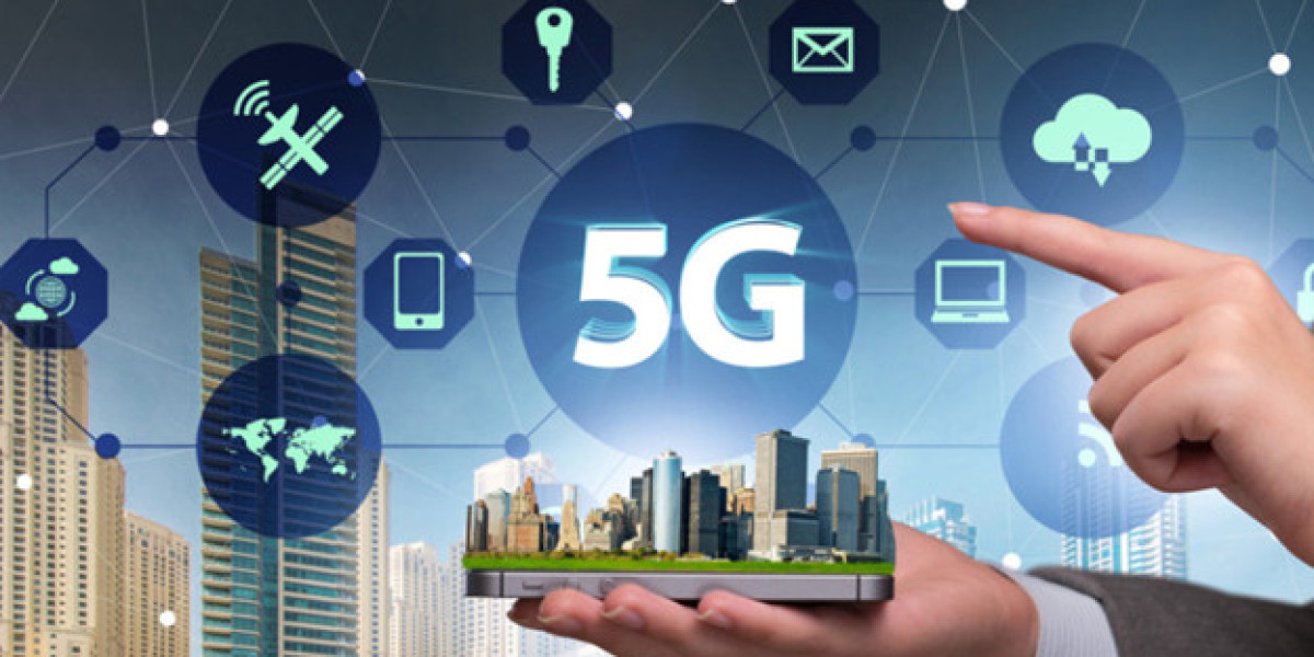 The 5G Technology Market is Projected to Grow from USD 243.2 Billion in 2024 to USD 3640.0 Billion by 2032, Exhibiting a