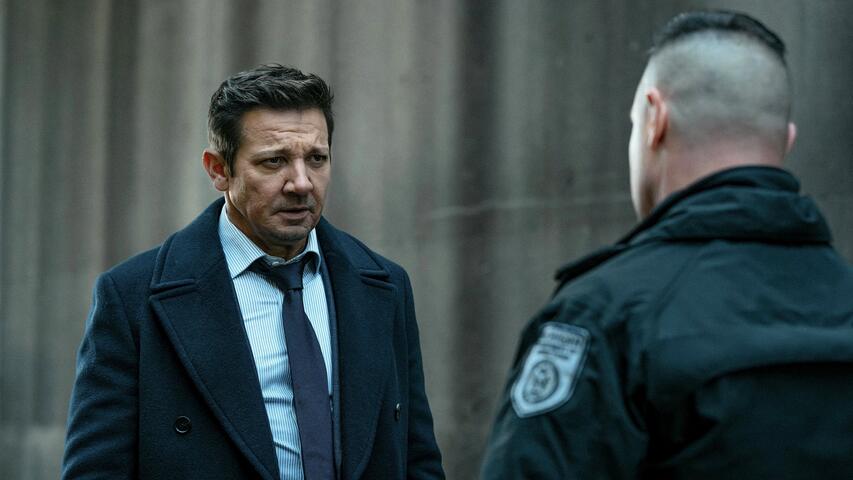 Mayor of Kingstown 3x08 Captain of the Sh*t Out of Luck - Trakt