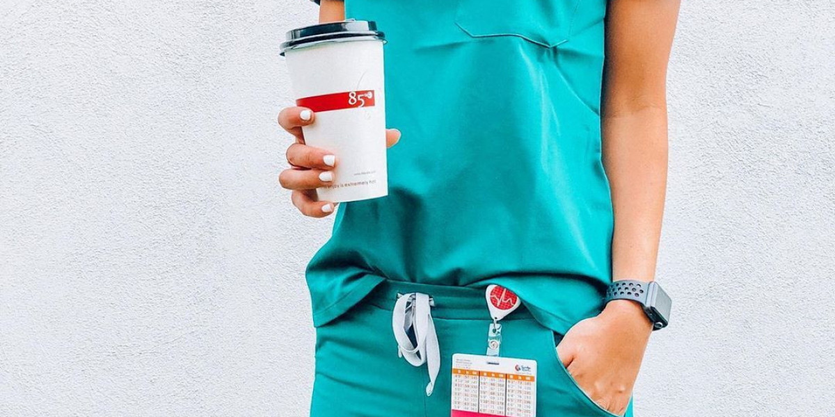 Transforme sua Carreira: Oportunidades de Pós-Graduação em Estética para Biomédicos