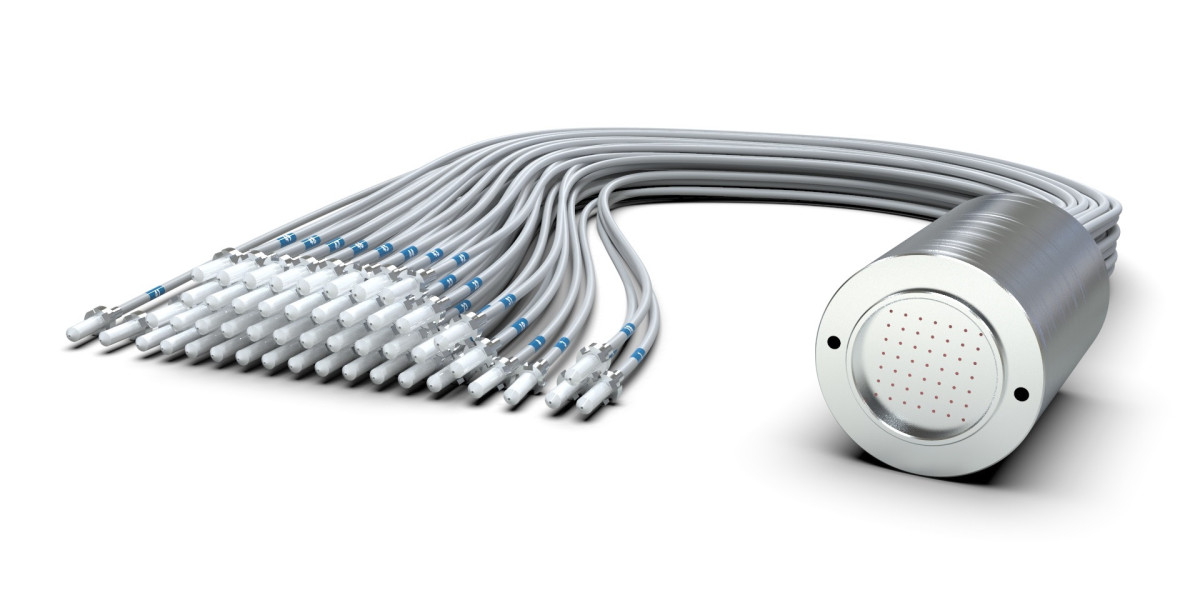 Fiber Optic Bundles Market to Surge from $4.57 Billion in 2024 to $9.63 Billion by 2032, with a 9.76% CAGR