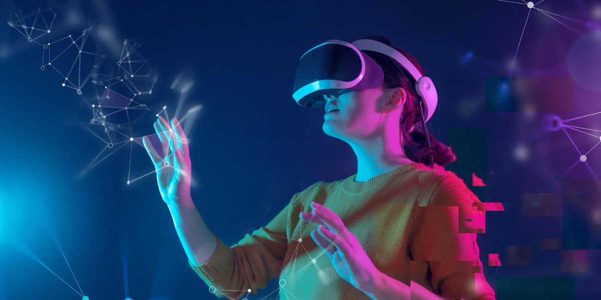 Unprecedented Metaverse Growth: USD 434.9 Billion Market Size by 2032