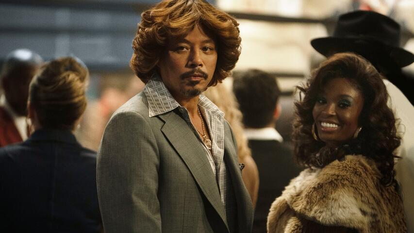 Fight Night: The Million Dollar Heist 1x01 Round One: The Ballad of Chicken Man - Trakt