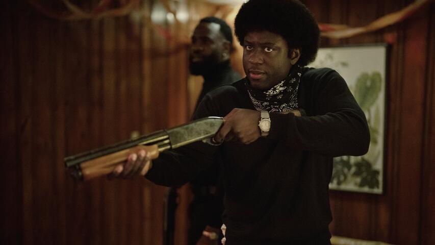 Fight Night: The Million Dollar Heist 1x02 Round Two: Fight Night - Trakt