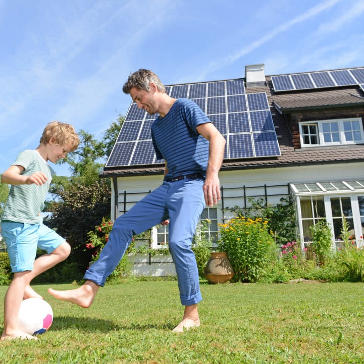 The Benefits of Installing Solar Panels on Homes – RueAmi