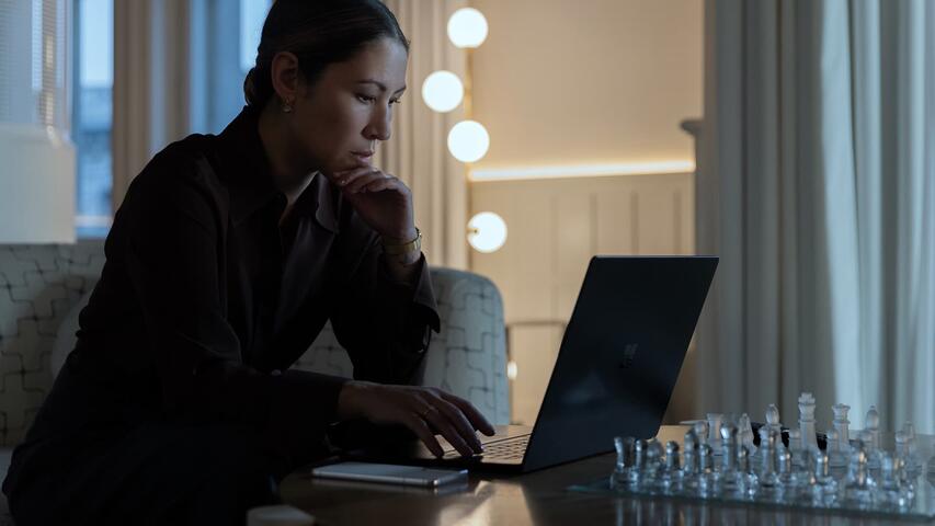 The Day of the Jackal 1x06 Episode 6 - Trakt