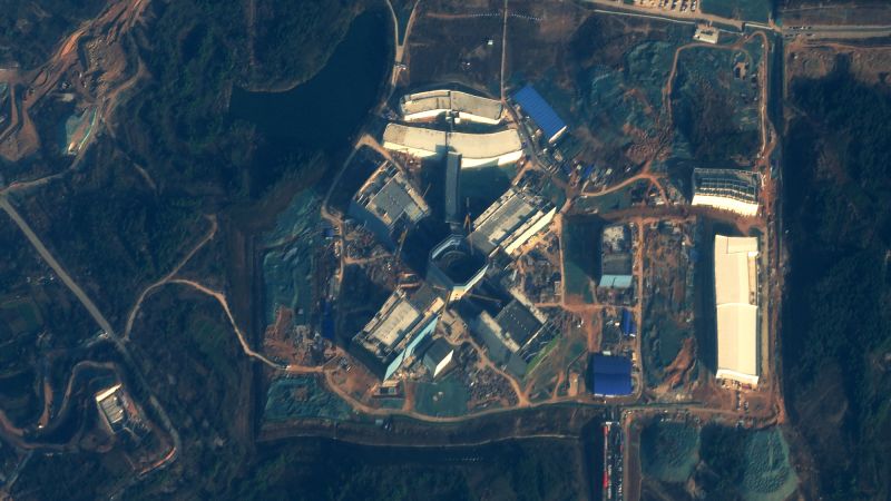 China nuclear fusion: China building a giant facility to generate clean energy, satellite images appear to show | CNN