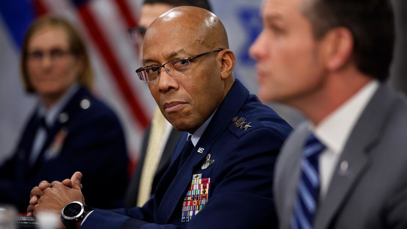 Trump administration fires top US general and Navy chief in unprecedented purge of military leadership | CNN Politics