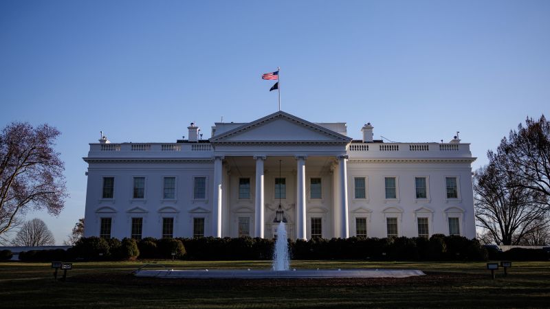 Trump invokes sweeping wartime authority to target members of Venezuelan gang | CNN Politics