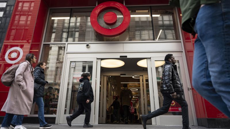 Target rolled back DEI efforts. A boycott ensued – and traffic dropped | CNN Business