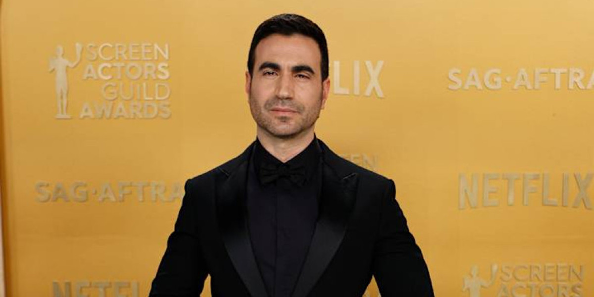 Brett Goldstein's Netflix Move: Office Romance