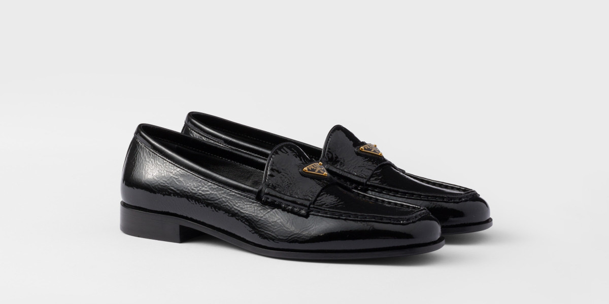 Most Wanted Styles Prada Outlet 2025 June