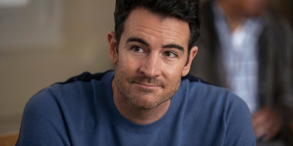 Firefly Lane Season 2 – Friendship, Drama & Heart