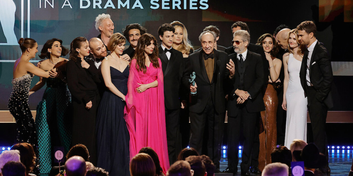 HBO Satire Wins SAG Award – The White Lotus Triumphs