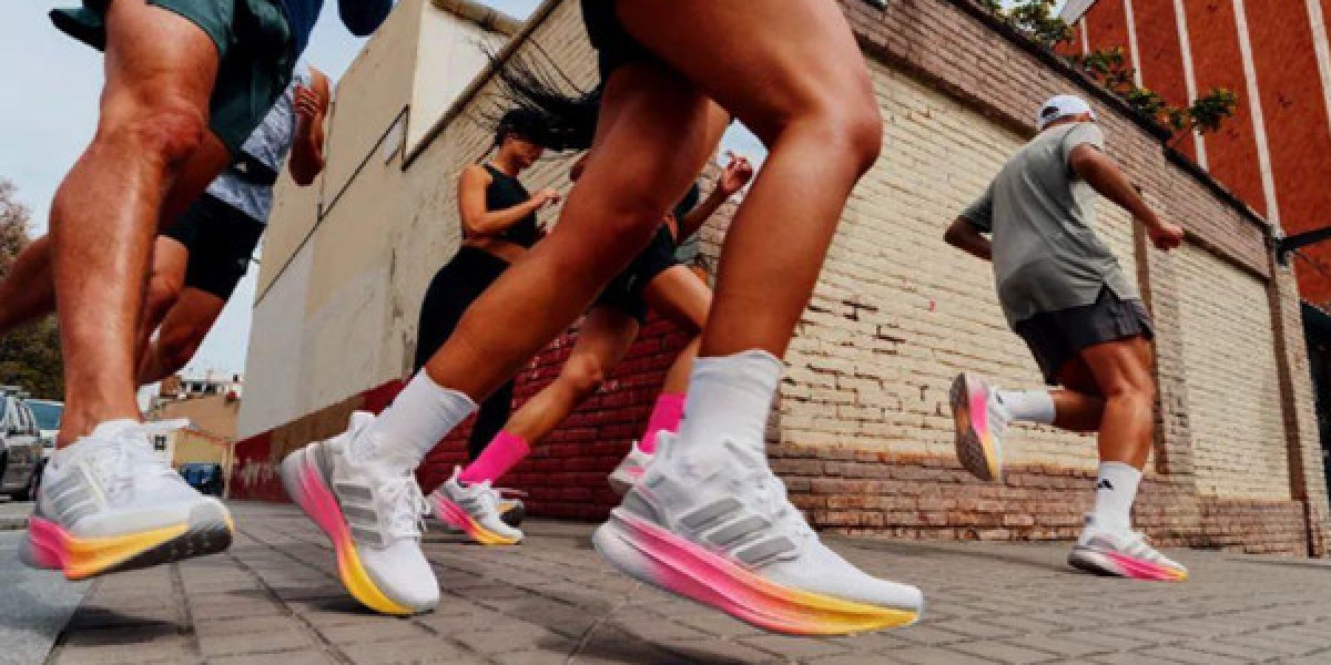 Ultra Boost 系列全解析：2025 年跑鞋推薦指南