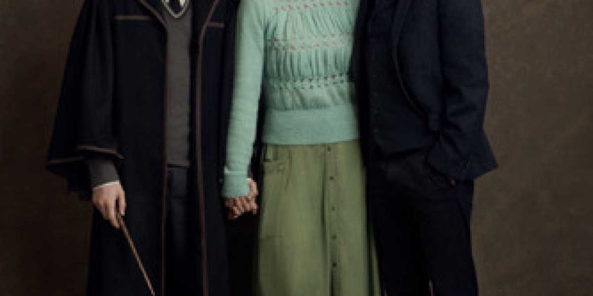 Harry Potter Costumes Revealed – New Cast Portraits