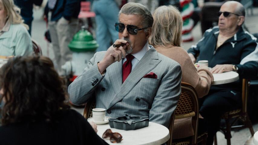 Tulsa King 3x01 "Blood and Bourbon" - Trakt